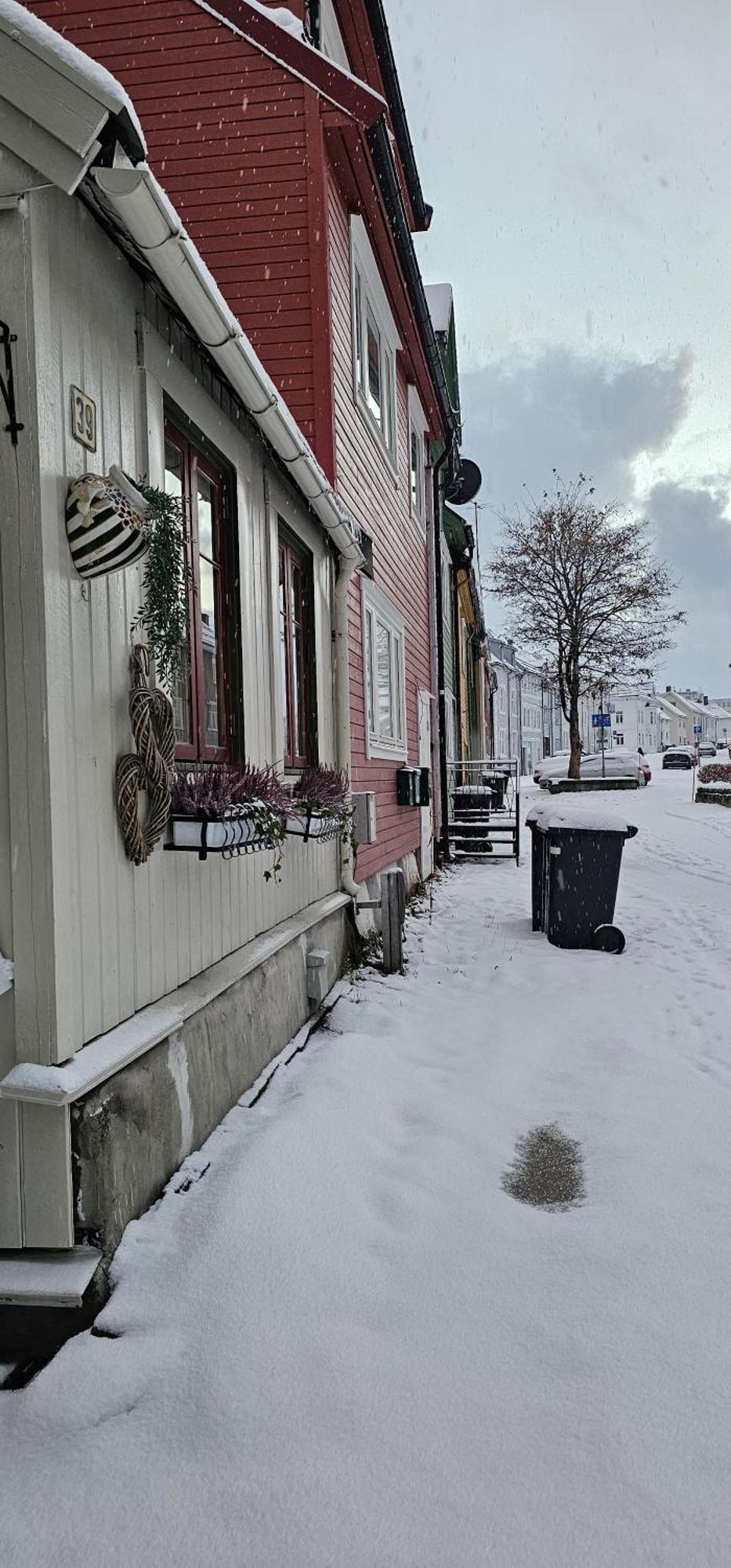 Small Town House Tromsø Buitenkant foto
